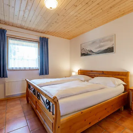 Chapter Two Niedernsill