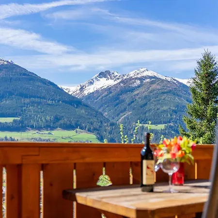 Chapter Two * Niedernsill