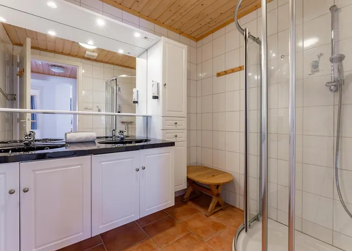 Chapter Two * Niedernsill