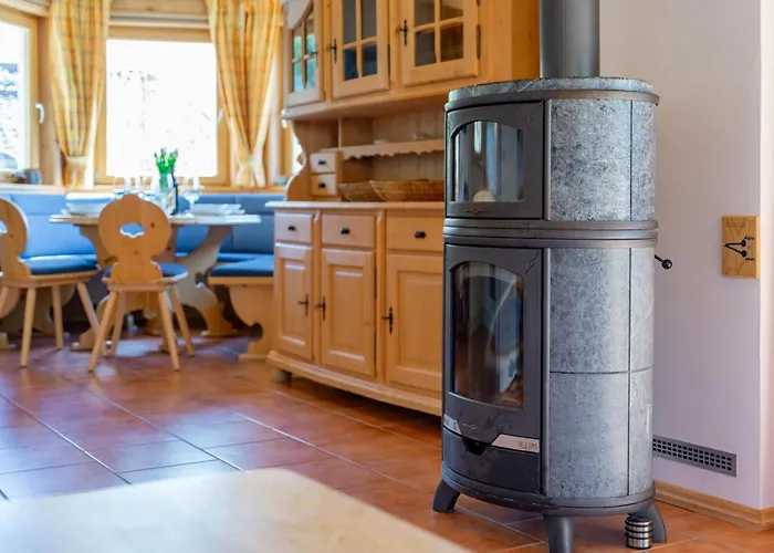 Chapter Two * Niedernsill